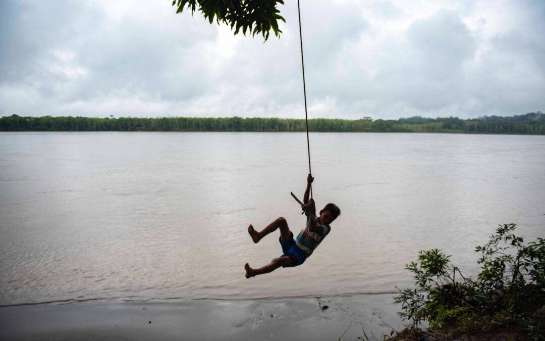 El Edén se extingue por la codicia petrolera en la Amazonía ecuatoriana
